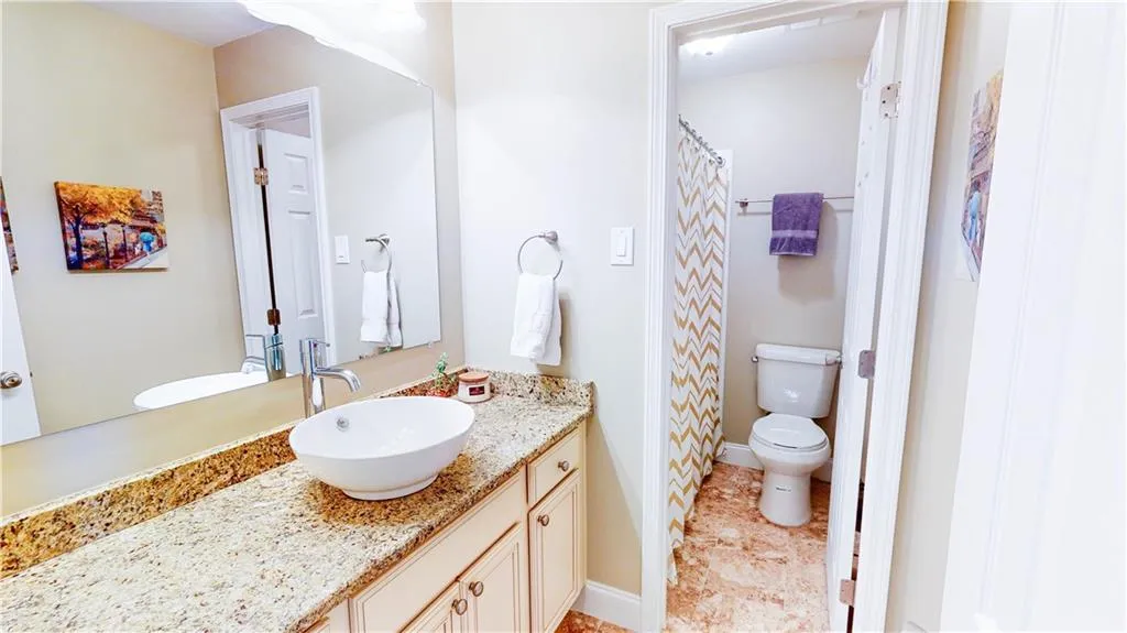 6980 Roswell Road Unit K8, Sandy Springs, Georgia 30328, 2 Bedrooms Bedrooms, ,2 BathroomsBathrooms,Residential,Sold,6980 Roswell Road Unit K8,7021329