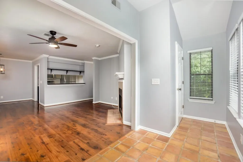 619 Barrington Hills Drive, Sandy Springs, Georgia 30350, 1 Bedroom Bedrooms, ,1 BathroomBathrooms,Residential,Sold,619 Barrington Hills Drive,7235234