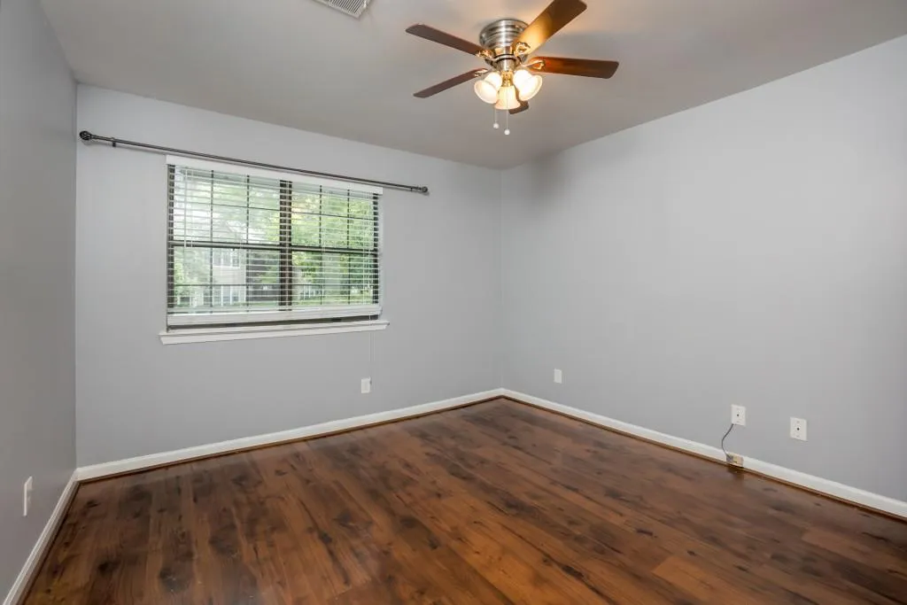 619 Barrington Hills Drive, Sandy Springs, Georgia 30350, 1 Bedroom Bedrooms, ,1 BathroomBathrooms,Residential,Sold,619 Barrington Hills Drive,7235234