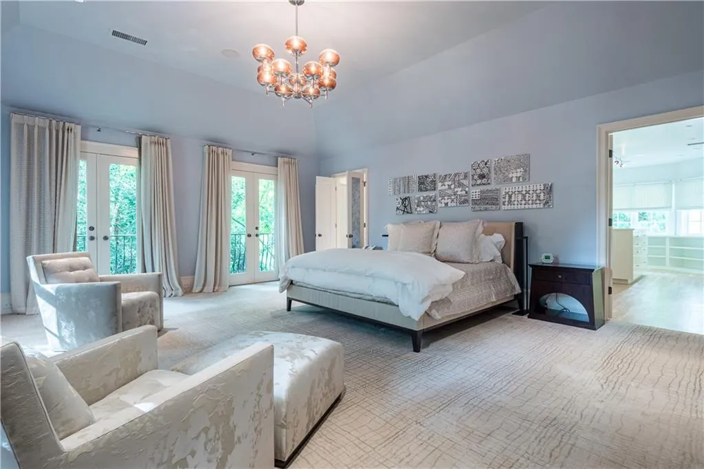 10 W Andrews Drive Nw, Atlanta, Georgia 30305, 6 Bedrooms Bedrooms, ,7 BathroomsBathrooms,Residential,Sold,10 W Andrews Drive Nw,6713871