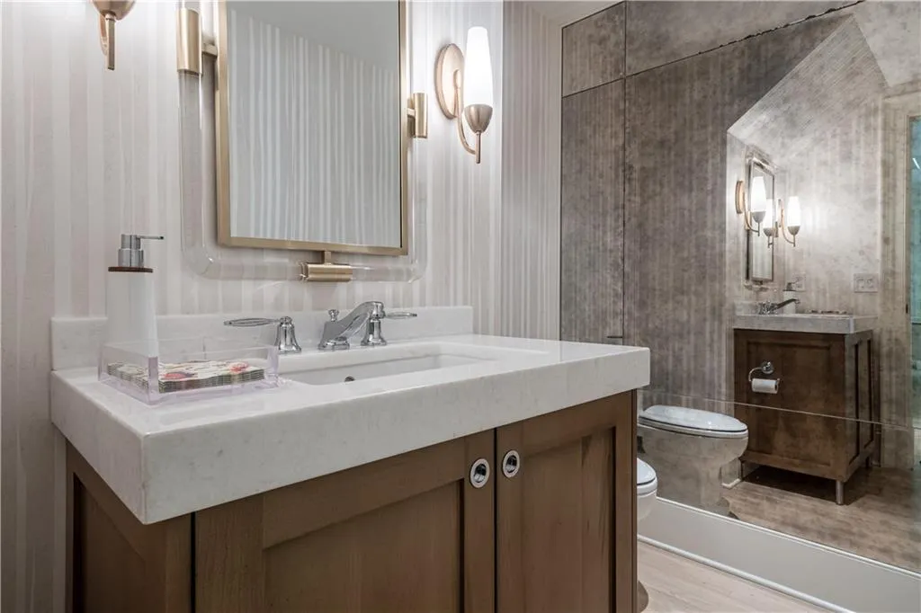 10 W Andrews Drive Nw, Atlanta, Georgia 30305, 6 Bedrooms Bedrooms, ,7 BathroomsBathrooms,Residential,Sold,10 W Andrews Drive Nw,6713871