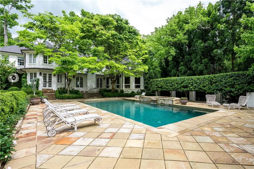 10 W Andrews Drive Nw, Atlanta, Georgia 30305, 6 Bedrooms Bedrooms, ,7 BathroomsBathrooms,Residential,Sold,10 W Andrews Drive Nw,6713871