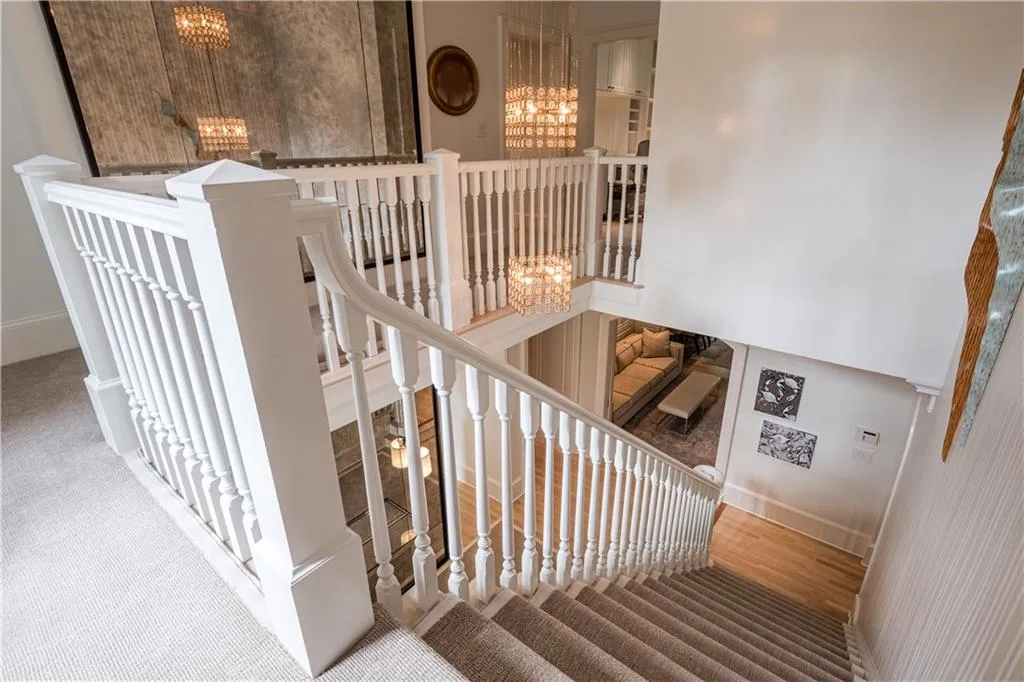 10 W Andrews Drive Nw, Atlanta, Georgia 30305, 6 Bedrooms Bedrooms, ,7 BathroomsBathrooms,Residential,Sold,10 W Andrews Drive Nw,6713871