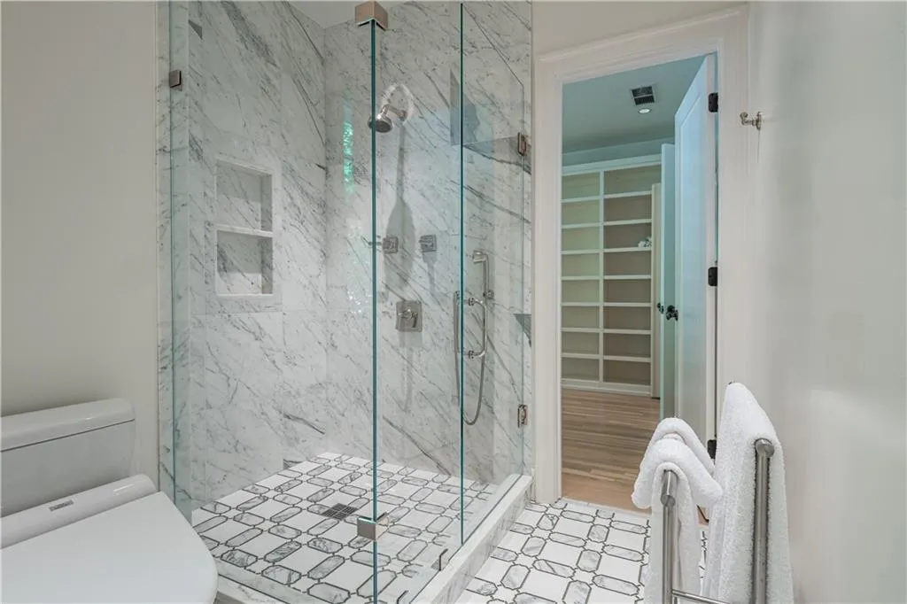 10 W Andrews Drive Nw, Atlanta, Georgia 30305, 6 Bedrooms Bedrooms, ,7 BathroomsBathrooms,Residential,Sold,10 W Andrews Drive Nw,6713871