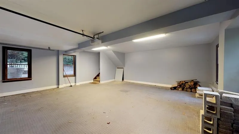 7097 Riverside Drive, Sandy Springs, Georgia 30328, 4 Bedrooms Bedrooms, ,3 BathroomsBathrooms,Residential,Sold,7097 Riverside Drive,6650806