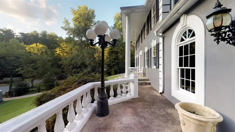 7097 Riverside Drive, Sandy Springs, Georgia 30328, 4 Bedrooms Bedrooms, ,3 BathroomsBathrooms,Residential,Sold,7097 Riverside Drive,6650806