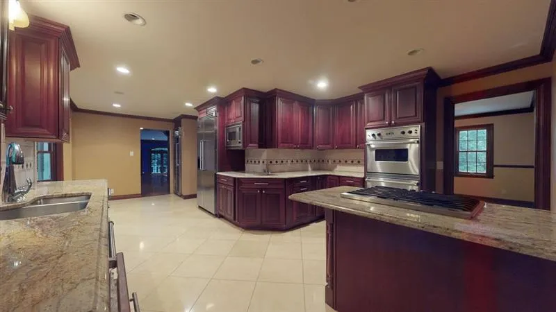 7097 Riverside Drive, Sandy Springs, Georgia 30328, 4 Bedrooms Bedrooms, ,3 BathroomsBathrooms,Residential,Sold,7097 Riverside Drive,6650806