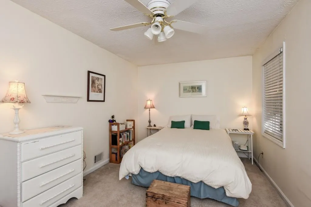 7750 Roswell Road Unit 10h, Atlanta, Georgia 30350, 2 Bedrooms Bedrooms, ,1 BathroomBathrooms,Residential,Sold,7750 Roswell Road Unit 10h,5601949