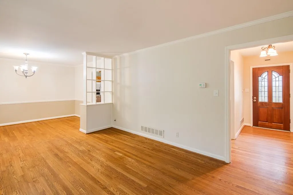 774 Starlight Lane, Atlanta, Georgia 30342, 4 Bedrooms Bedrooms, ,3 BathroomsBathrooms,Residential,Sold,774 Starlight Lane,6634155