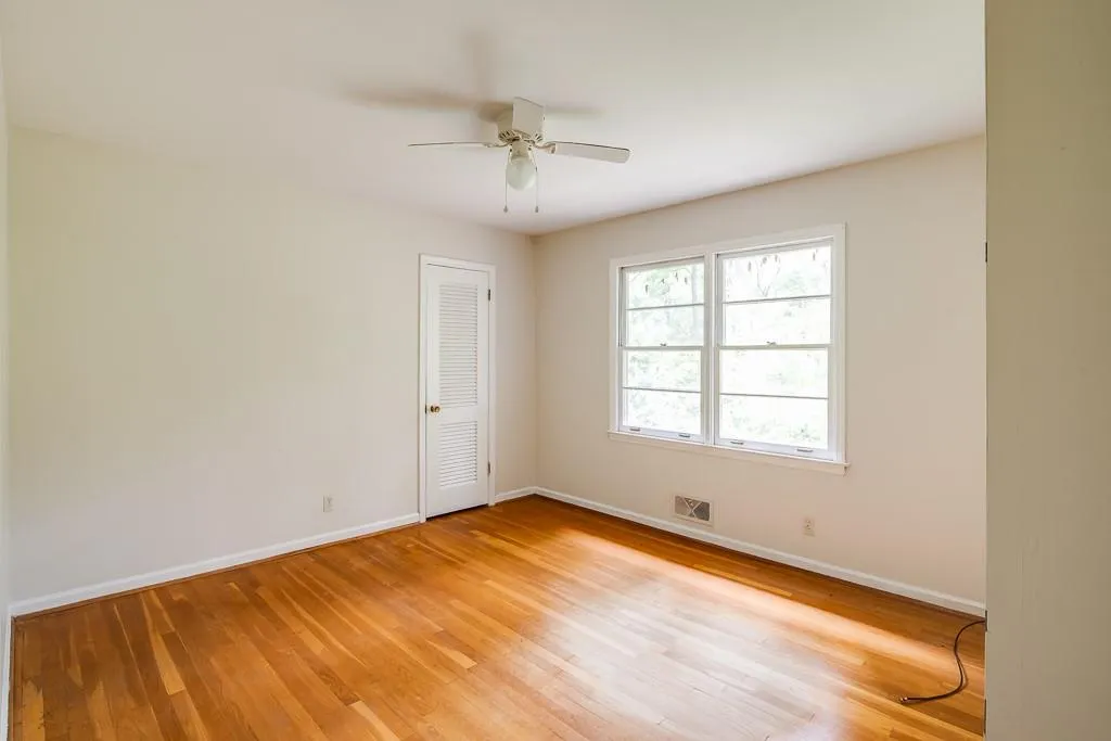 774 Starlight Lane, Atlanta, Georgia 30342, 4 Bedrooms Bedrooms, ,3 BathroomsBathrooms,Residential,Sold,774 Starlight Lane,6634155