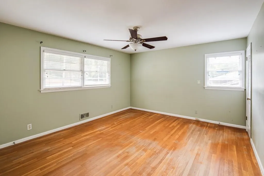 774 Starlight Lane, Atlanta, Georgia 30342, 4 Bedrooms Bedrooms, ,3 BathroomsBathrooms,Residential,Sold,774 Starlight Lane,6634155