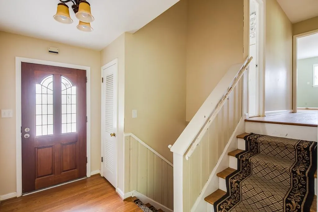 774 Starlight Lane, Atlanta, Georgia 30342, 4 Bedrooms Bedrooms, ,3 BathroomsBathrooms,Residential,Sold,774 Starlight Lane,6634155