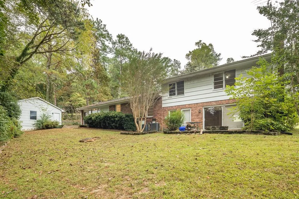 774 Starlight Lane, Atlanta, Georgia 30342, 4 Bedrooms Bedrooms, ,3 BathroomsBathrooms,Residential,Sold,774 Starlight Lane,6634155