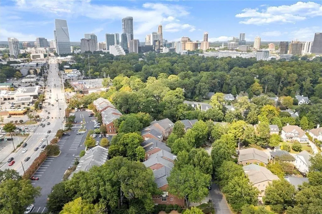 604 Timm Valley Road Ne Unit A, Atlanta, Georgia 30305, 3 Bedrooms Bedrooms, ,3 BathroomsBathrooms,Residential,For Sale,604 Timm Valley Road Ne Unit A,7650377