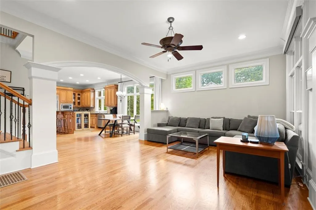 604 Timm Valley Road Ne Unit A, Atlanta, Georgia 30305, 3 Bedrooms Bedrooms, ,3 BathroomsBathrooms,Residential,For Sale,604 Timm Valley Road Ne Unit A,7650377