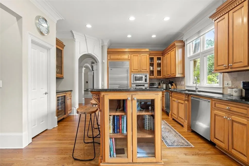 604 Timm Valley Road Ne Unit A, Atlanta, Georgia 30305, 3 Bedrooms Bedrooms, ,3 BathroomsBathrooms,Residential,For Sale,604 Timm Valley Road Ne Unit A,7650377