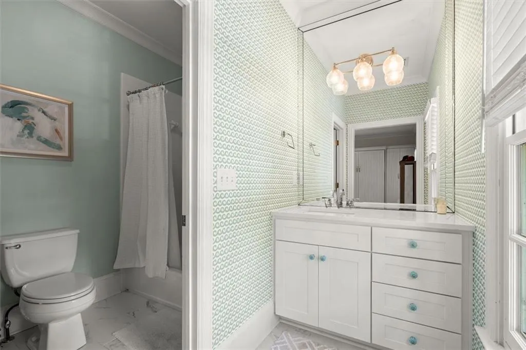 604 Timm Valley Road Ne Unit A, Atlanta, Georgia 30305, 3 Bedrooms Bedrooms, ,3 BathroomsBathrooms,Residential,For Sale,604 Timm Valley Road Ne Unit A,7650377