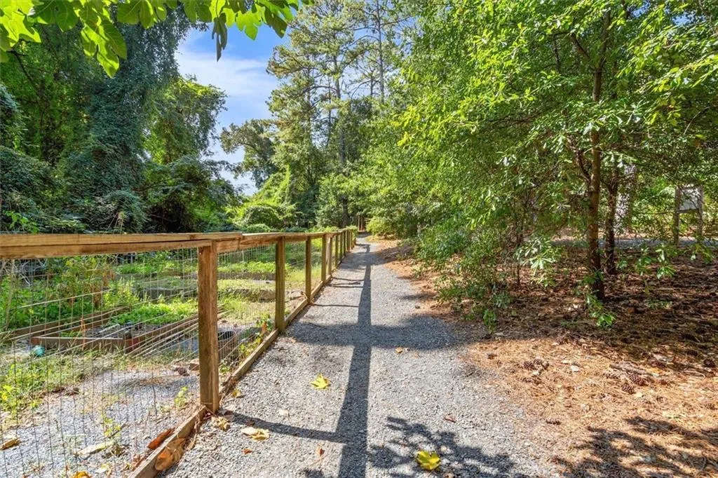 604 Timm Valley Road Ne Unit A, Atlanta, Georgia 30305, 3 Bedrooms Bedrooms, ,3 BathroomsBathrooms,Residential,For Sale,604 Timm Valley Road Ne Unit A,7650377
