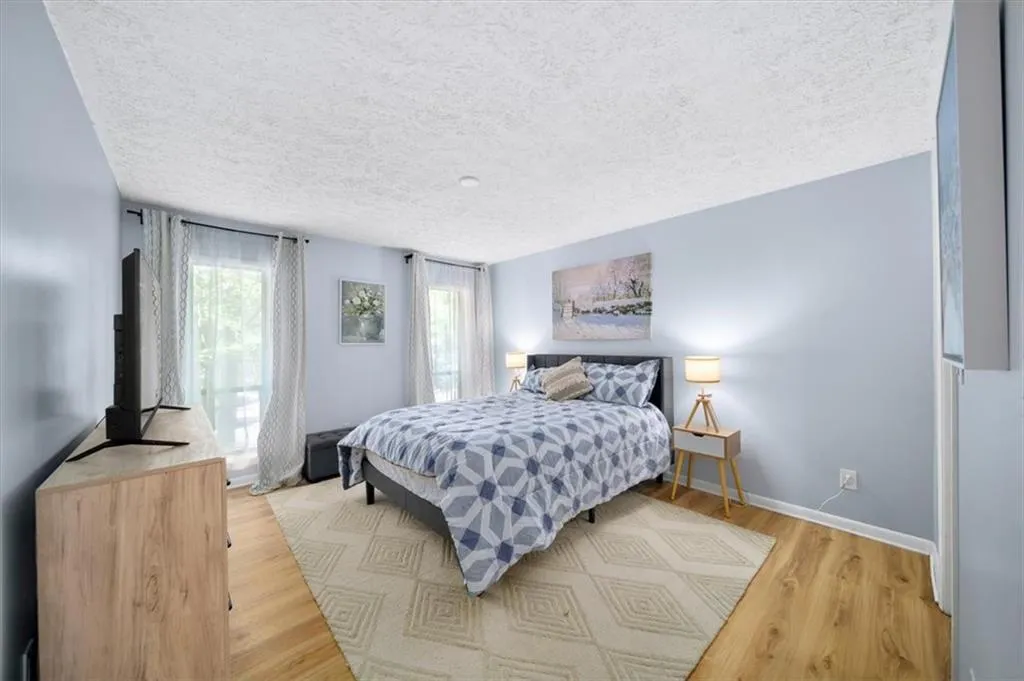 5141 Roswell Road Unit 7, Atlanta, Georgia 30342, 2 Bedrooms Bedrooms, ,1 BathroomBathrooms,Residential,Sold,5141 Roswell Road Unit 7,7558954