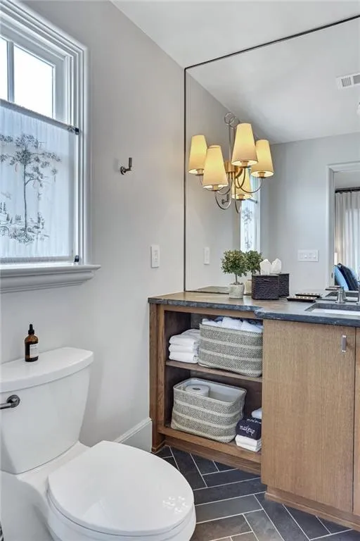 2057 Manchester Street Ne, Atlanta, Georgia 30324, 2 Bedrooms Bedrooms, ,2 BathroomsBathrooms,Residential,For Sale,2057 Manchester Street Ne,7644304