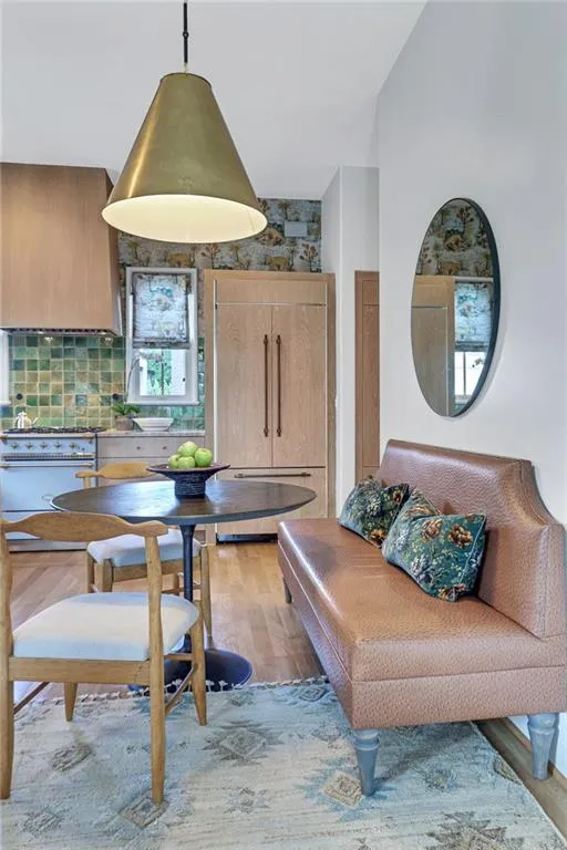 2057 Manchester Street Ne, Atlanta, Georgia 30324, 2 Bedrooms Bedrooms, ,2 BathroomsBathrooms,Residential,For Sale,2057 Manchester Street Ne,7644304