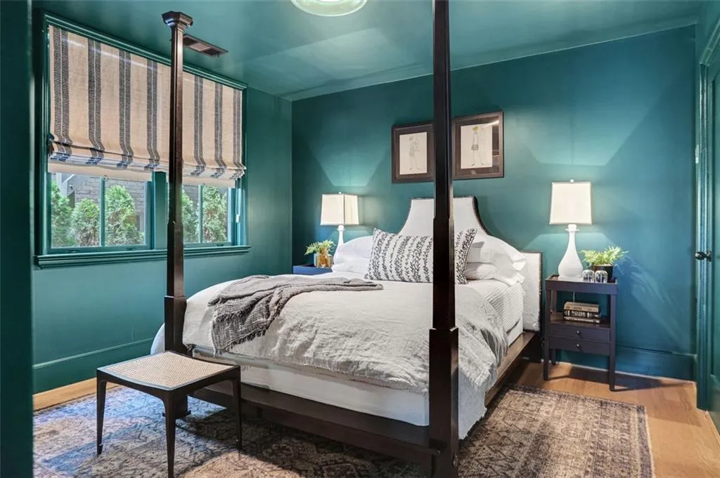 2057 Manchester Street Ne, Atlanta, Georgia 30324, 2 Bedrooms Bedrooms, ,2 BathroomsBathrooms,Residential,For Sale,2057 Manchester Street Ne,7644304