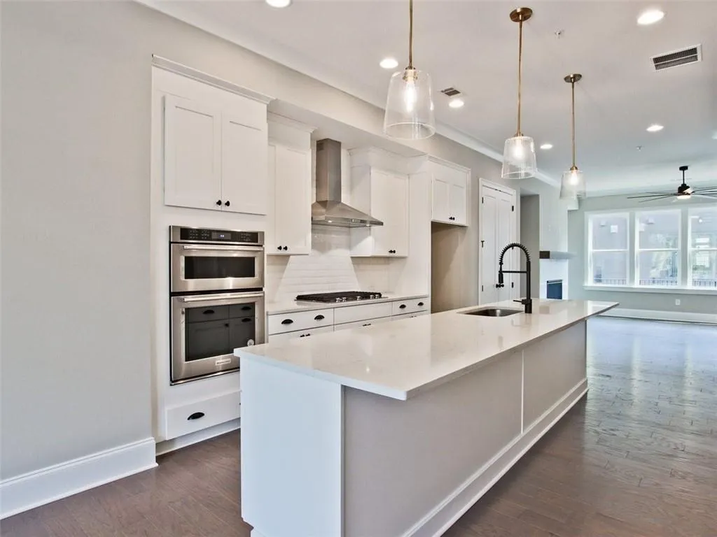 6642 Sterling Drive Unit 675, Sandy Springs, Georgia 30328, 3 Bedrooms Bedrooms, ,4 BathroomsBathrooms,Residential,Sold,6642 Sterling Drive Unit 675,6897901