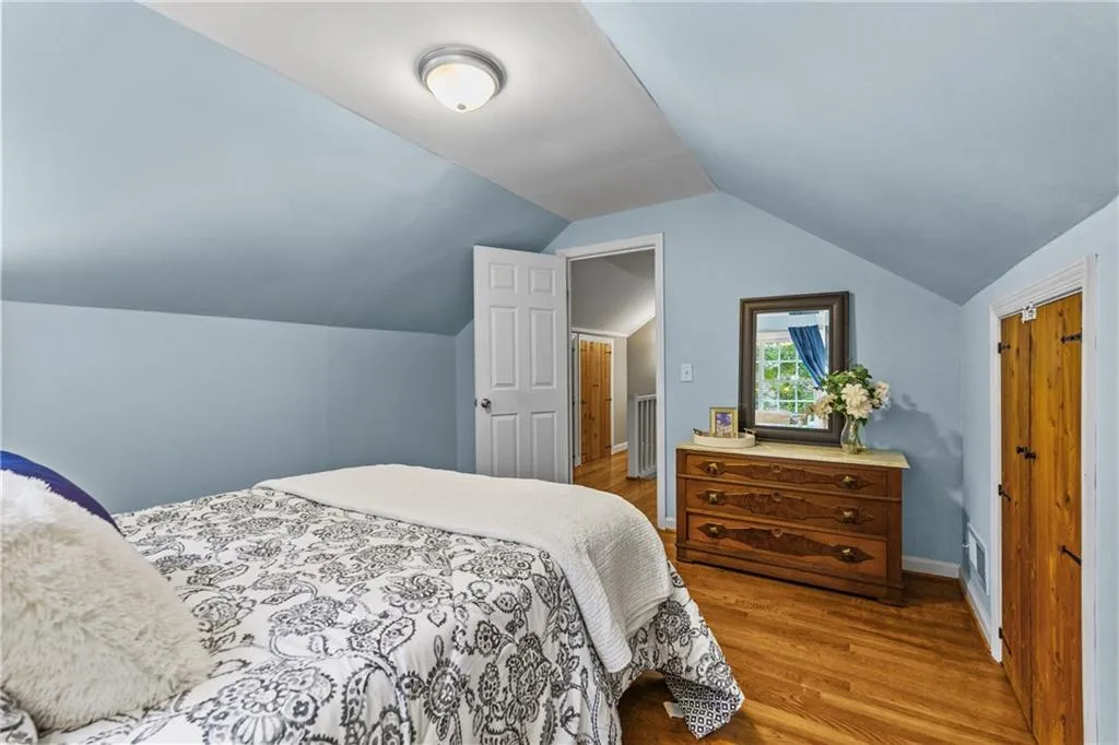 1302 Roxboro Drive Ne, Atlanta, Georgia 30324, 4 Bedrooms Bedrooms, ,2 BathroomsBathrooms,Residential,For Sale,1302 Roxboro Drive Ne,7670701