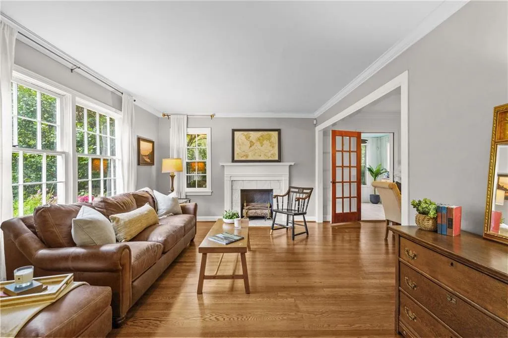 Living room is ideal for having a drink in front of the fireplace.