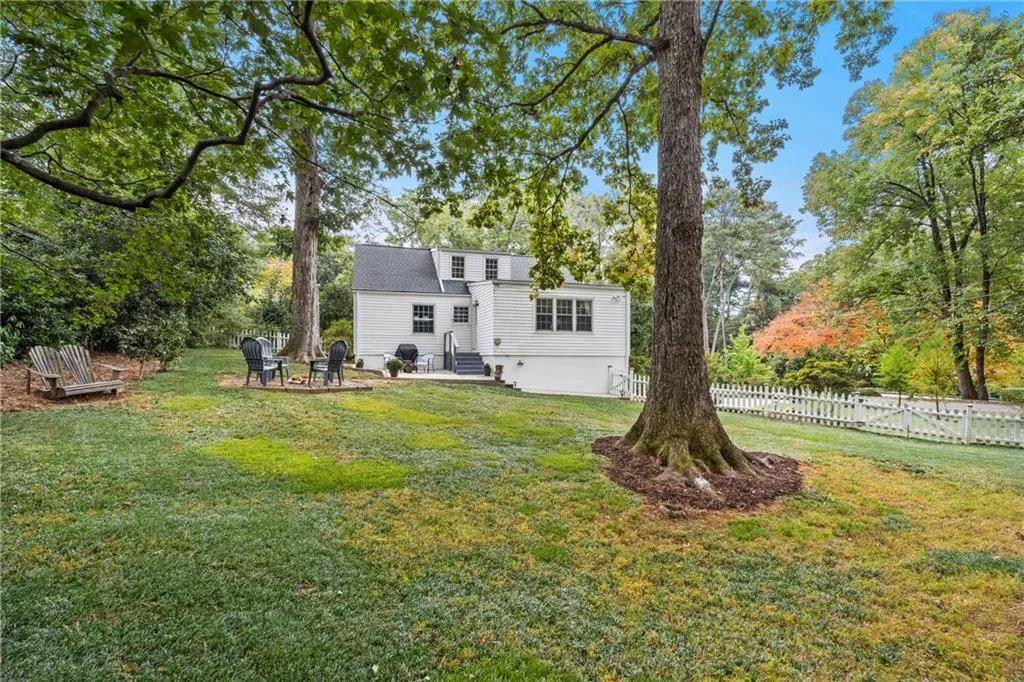 1302 Roxboro Drive Ne, Atlanta, Georgia 30324, 4 Bedrooms Bedrooms, ,2 BathroomsBathrooms,Residential,For Sale,1302 Roxboro Drive Ne,7670701