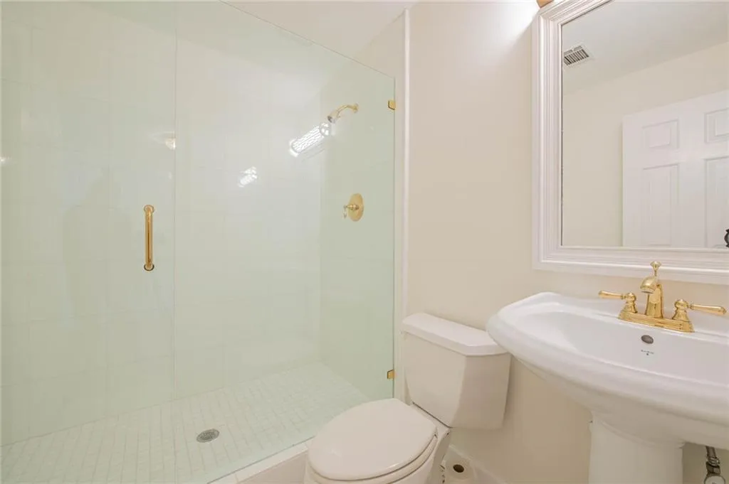 3184 Andrews Court Nw, Atlanta, Georgia 30305, 6 Bedrooms Bedrooms, ,5 BathroomsBathrooms,Residential,For Sale,3184 Andrews Court Nw,7655069