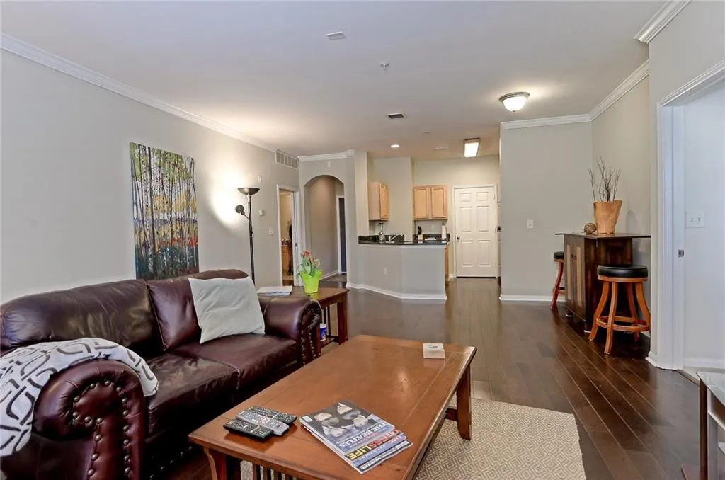 5641 Roswell Road Unit 116, Sandy Springs, Georgia 30342, 2 Bedrooms Bedrooms, ,2 BathroomsBathrooms,Residential,Sold,5641 Roswell Road Unit 116,5952175