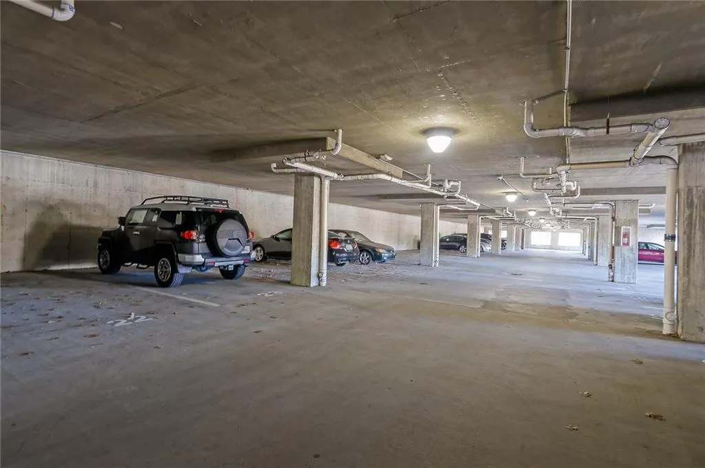5641 Roswell Road Unit 116, Sandy Springs, Georgia 30342, 2 Bedrooms Bedrooms, ,2 BathroomsBathrooms,Residential,Sold,5641 Roswell Road Unit 116,5952175