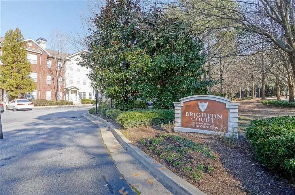 5641 Roswell Road Unit 116, Sandy Springs, Georgia 30342, 2 Bedrooms Bedrooms, ,2 BathroomsBathrooms,Residential,Sold,5641 Roswell Road Unit 116,5952175
