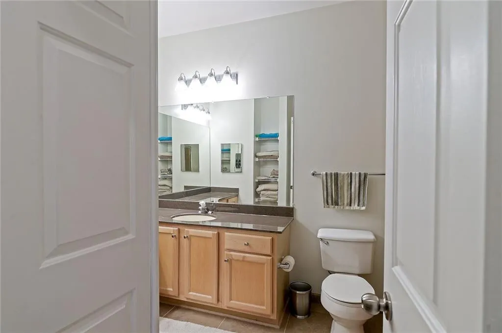 5641 Roswell Road Unit 116, Sandy Springs, Georgia 30342, 2 Bedrooms Bedrooms, ,2 BathroomsBathrooms,Residential,Sold,5641 Roswell Road Unit 116,5952175