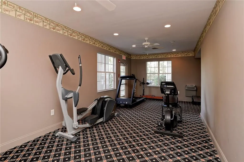 5641 Roswell Road Unit 116, Sandy Springs, Georgia 30342, 2 Bedrooms Bedrooms, ,2 BathroomsBathrooms,Residential,Sold,5641 Roswell Road Unit 116,5952175