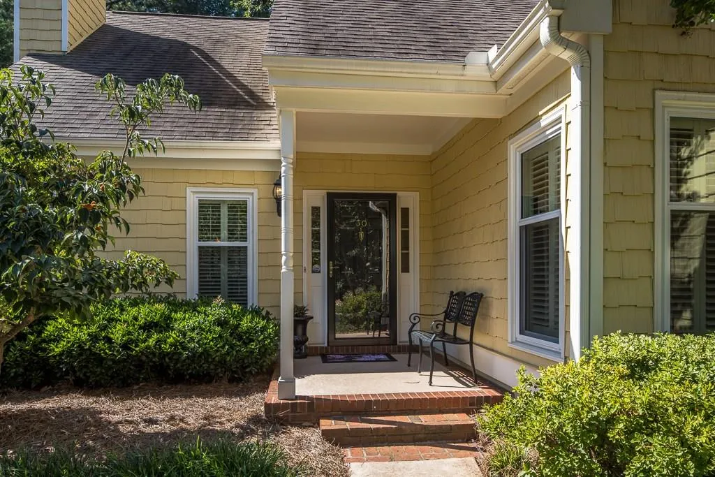 30 Vernon Glen Court, Sandy Springs, Georgia 30338, 3 Bedrooms Bedrooms, ,2 BathroomsBathrooms,Residential,Sold,30 Vernon Glen Court,5900511