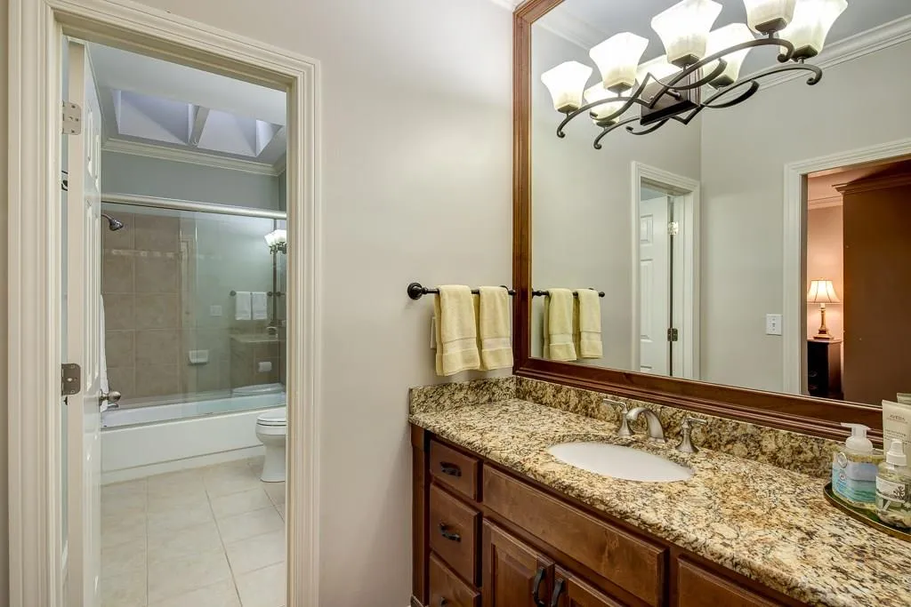 30 Vernon Glen Court, Sandy Springs, Georgia 30338, 3 Bedrooms Bedrooms, ,2 BathroomsBathrooms,Residential,Sold,30 Vernon Glen Court,5900511