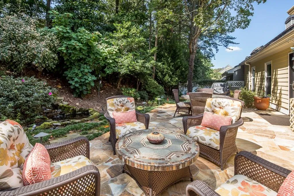 30 Vernon Glen Court, Sandy Springs, Georgia 30338, 3 Bedrooms Bedrooms, ,2 BathroomsBathrooms,Residential,Sold,30 Vernon Glen Court,5900511