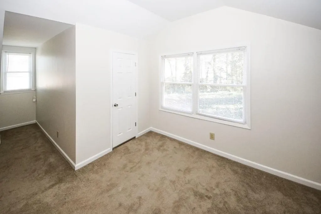 350 Forestgate Court, Sandy Springs, Georgia 30350, 3 Bedrooms Bedrooms, ,3 BathroomsBathrooms,Residential,Sold,350 Forestgate Court,6656228