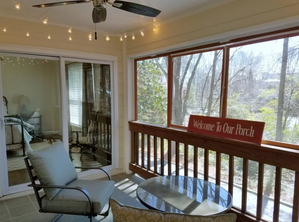 703 Dunwoody Chace Unit 703, Sandy Springs, Georgia 30328, 3 Bedrooms Bedrooms, ,3 BathroomsBathrooms,Residential,Sold,703 Dunwoody Chace Unit 703,5820248