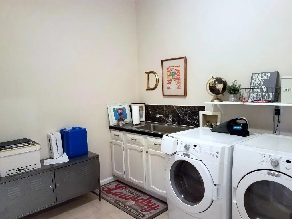 703 Dunwoody Chace Unit 703, Sandy Springs, Georgia 30328, 3 Bedrooms Bedrooms, ,3 BathroomsBathrooms,Residential,Sold,703 Dunwoody Chace Unit 703,5820248