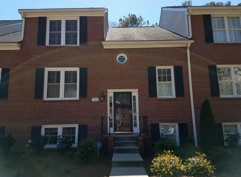703 Dunwoody Chace Unit 703, Sandy Springs, Georgia 30328, 3 Bedrooms Bedrooms, ,3 BathroomsBathrooms,Residential,Sold,703 Dunwoody Chace Unit 703,5820248