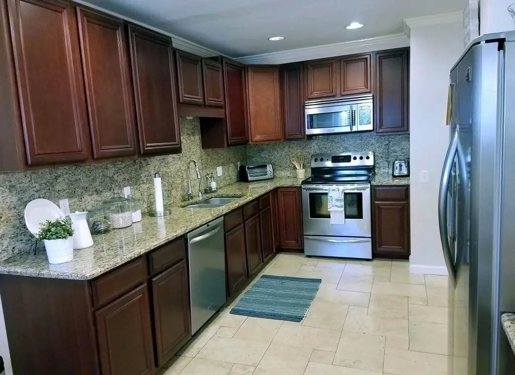 703 Dunwoody Chace Unit 703, Sandy Springs, Georgia 30328, 3 Bedrooms Bedrooms, ,3 BathroomsBathrooms,Residential,Sold,703 Dunwoody Chace Unit 703,5820248