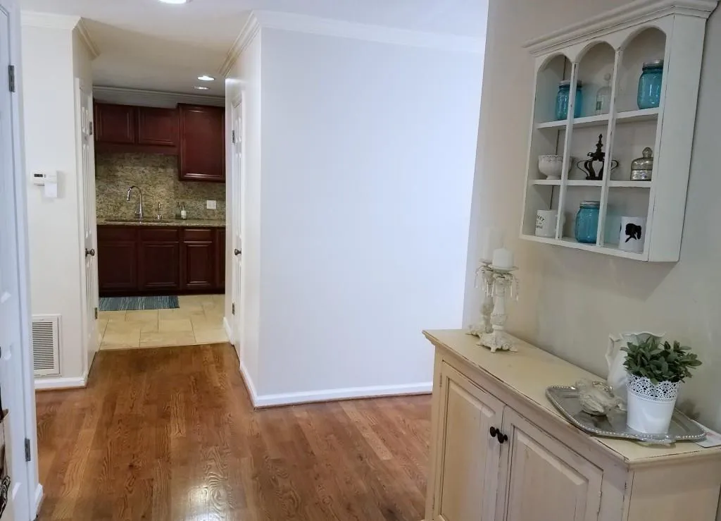 703 Dunwoody Chace Unit 703, Sandy Springs, Georgia 30328, 3 Bedrooms Bedrooms, ,3 BathroomsBathrooms,Residential,Sold,703 Dunwoody Chace Unit 703,5820248