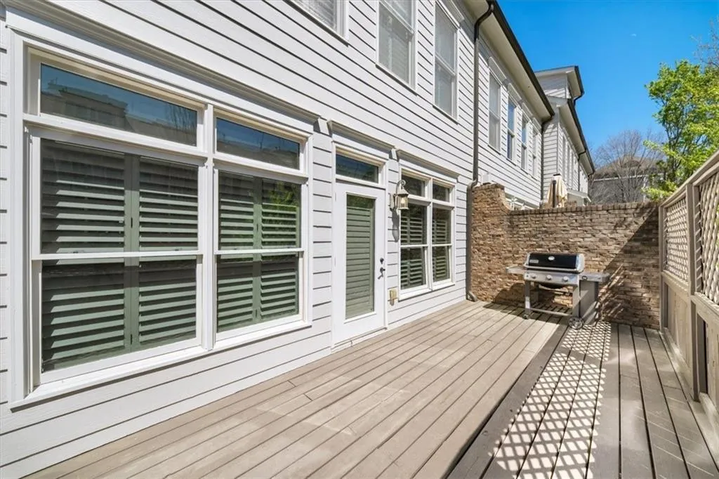 688 Lockton Place, Atlanta, Georgia 30342, 4 Bedrooms Bedrooms, ,4 BathroomsBathrooms,Residential,For Sale,688 Lockton Place,7740814