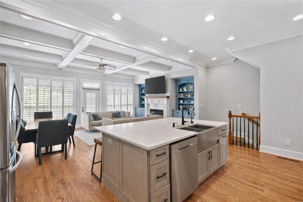 688 Lockton Place, Atlanta, Georgia 30342, 4 Bedrooms Bedrooms, ,4 BathroomsBathrooms,Residential,For Sale,688 Lockton Place,7740814