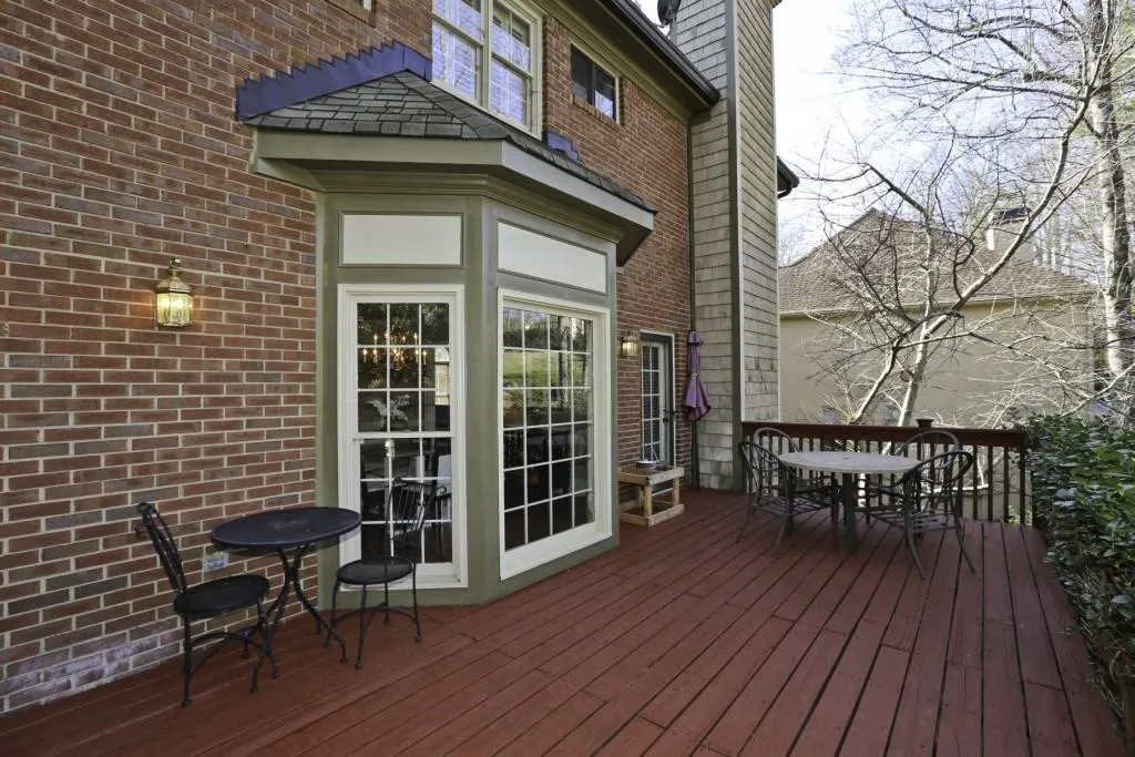 915 Manchester Place, Atlanta, Georgia 30328, 4 Bedrooms Bedrooms, ,3 BathroomsBathrooms,Residential,Sold,915 Manchester Place,5789397