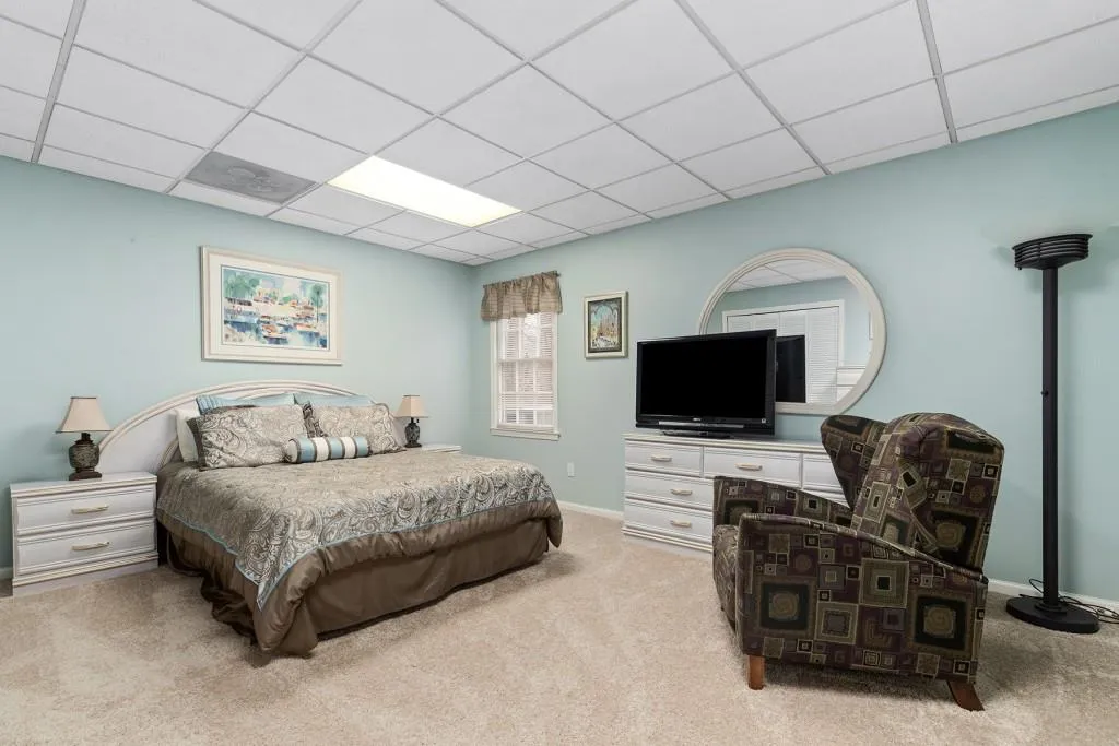 220 Mark Trail, Sandy Springs, Georgia 30328, 5 Bedrooms Bedrooms, ,3 BathroomsBathrooms,Residential,Sold,220 Mark Trail,6839188