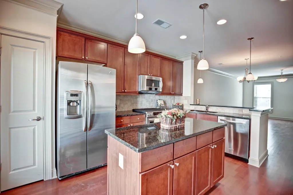 1192 Lavista Circle Ne, Atlanta, Georgia 30324, 2 Bedrooms Bedrooms, ,2 BathroomsBathrooms,Residential,Sold,1192 Lavista Circle Ne,5771368